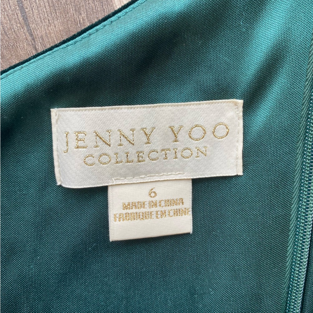 Jenny Yoo Collection Cybill Emerald Green Velvet One Shoulder Maxi Dress, Size 6 - Picture 6 of 8
